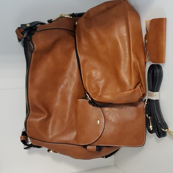 Other - New Purse Set